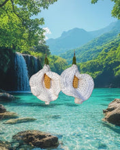 Load image into Gallery viewer, Calla Lily earrings
